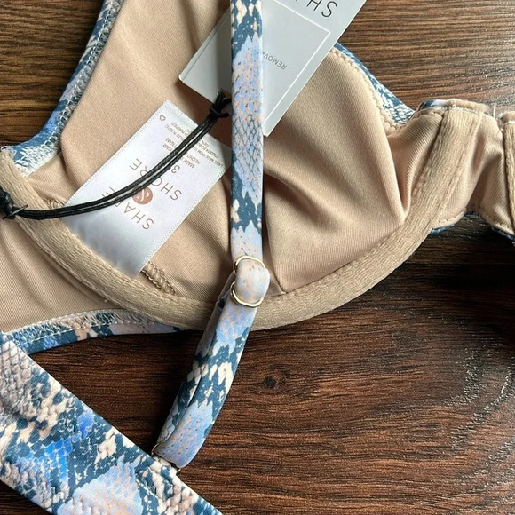 NEW Shade & Shore Snakeskin Bikini Top with Chains | Blue Bikini Top | Snakeskin - Picture 8 of 9